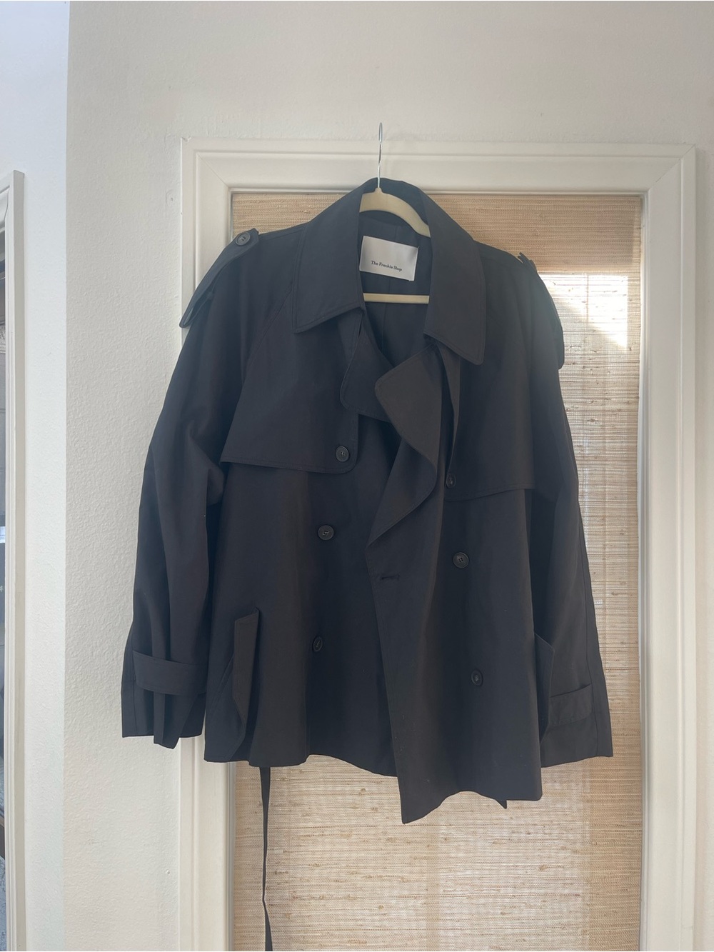The Frankie Shop Black Cropped Double-Breasted Trench Jacket - Picture 6 of 6